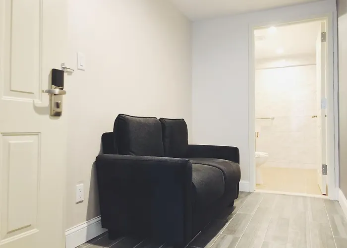 Mayfair Inn And Suites New York